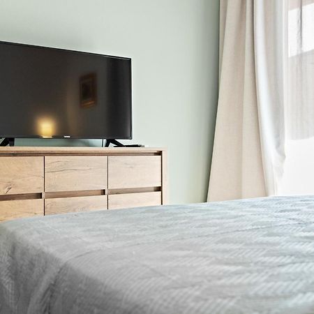 Apartments And Rooms Alenka Banjole Ngoại thất bức ảnh